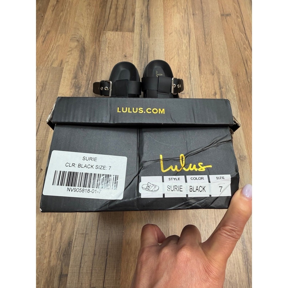 Lulus Black Platform Sandals Womens Size 7 Chunky Buckle Slides Leather Look - Picture 9 of 10